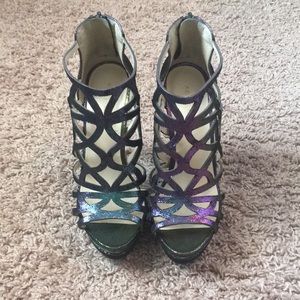 Paella Moda Rainbow heels